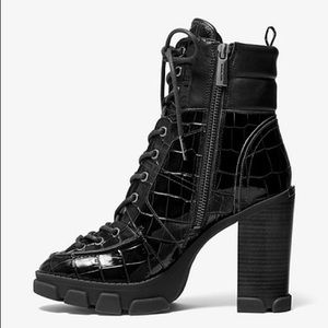 MICHAEL KORS
Ridley Crocodile  Lace-Up Boot